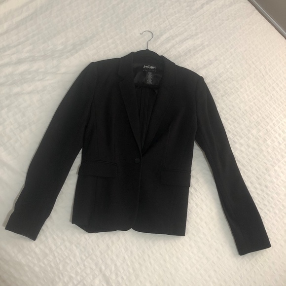 Lord & Taylor Black Blazer - Picture 3 of 4